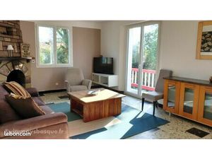 T4 à l' année dans maison Basque