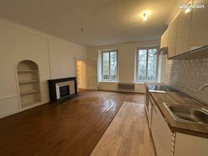 F3 refait à neuf hyper centre Château Thierry