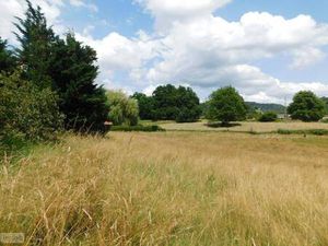 Terrain constructible viabilisé à vendre