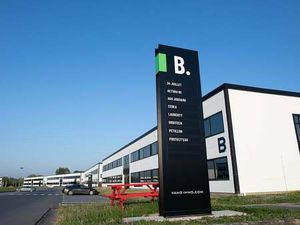 Bien professionnel à louer à Marquain € 17.900 (LI5X2) - Vano immo | Zimmo