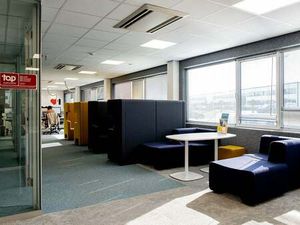 Bien professionnel à louer à Marquain € 4.900 (LI5X1) - Vano immo | Zimmo