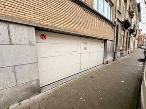 Garage 2 places avec porte électrique