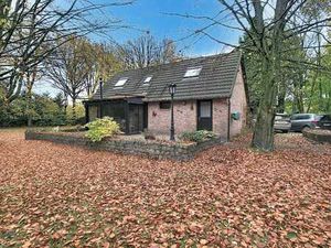 Maison de vacances spacieuse sur un grand terrain ouvert dan