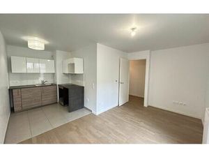 Location appartement  40.85 m² T-2 à Clamart  1 106 €