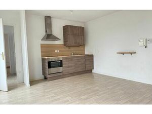 Location appartement  m² T-2 à Les Ulis  820 €