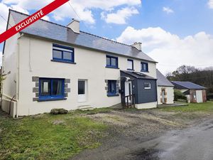 Vente maison 8 pièces 207 m² à Louargat (22540)  234 000 €