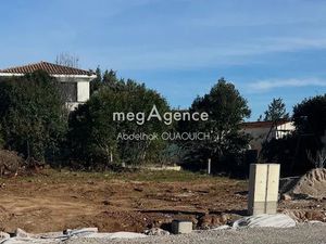 Vente terrain 311 m² à Aimargues (30470)  135 000 €