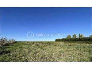 Vente terrain 2799 m² à Nouvion-et-Catillon (02270)  20 000 €