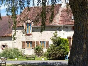 Vente maison 9 pièces 229 m² Saint-Léger-Magnazeix (87190)