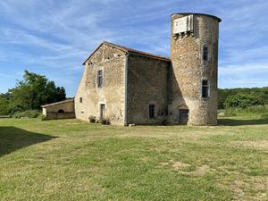 Vente maison 4 pièces 155 m² Queaux (86150)