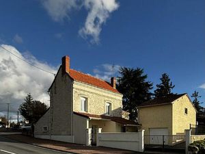 Vente maison 4 pièces 78 m² Châtellerault (86100)