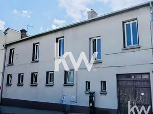 Immeuble / Maison + Studio de 148 32m2 et sous-sol de 78 45m2