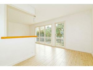 Un écrin de tranquillité au cœur de Sceaux – 4 pièces avec balcon  box et cave