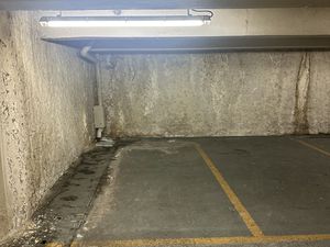 Place de parking en sous-sol privé et sécurisé à vendre dans