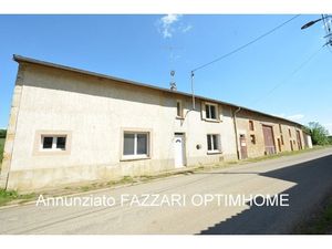 Proche de la Belgique et du Luxembourg  une maison d’habitation de 125 m² habitables (3 ch