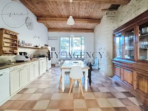 Maison village avec piscine 5 chambres