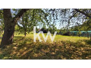 A VITREUX (39350)  terrain constructible de 9a48ca au calme !