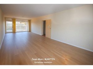 A vendre à Tourcoing proche de Mouvaux – Appartement T3 de 80 23 m² avec balcon  cave et g