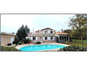 Vente maison 7 pièces 200 m² à Caussade (82300)  380 000 €