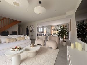 Maison rénovée 8 pièces - 160m2 - PRÉMARTINE