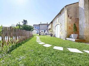 Vente maison 12 pièces 320 m² à Saint-Yzans-de-Médoc (33340)  495 000 €