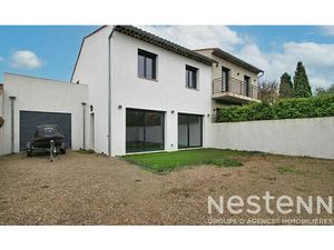 A VENDRE ! Maison centre ville LORGUES 5 pièces de 110 m²