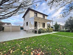 Maison à Villiers-le-Bel - à 50m de la GARE RER D