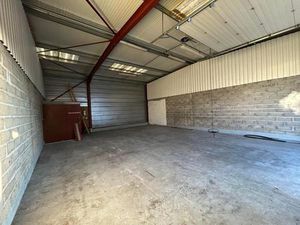 À LOUER – Local commercial / activité – Zone Industrielle La Teste-de-Buch (33260)