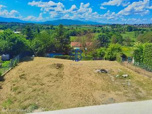 Vente terrain 772 m² à La Murette (38140)  164 000 €