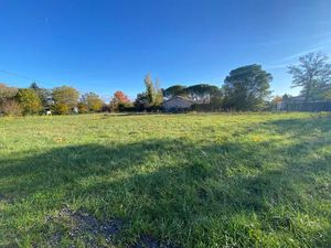 Vente terrain à batir 764 m² à Créon (33670)  148 000 €