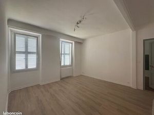 Spacieux appartement au calme proche commodités Toulon Centre