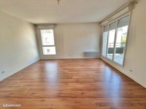 Appartement T2 à Saint-Cyr-sur-Loire