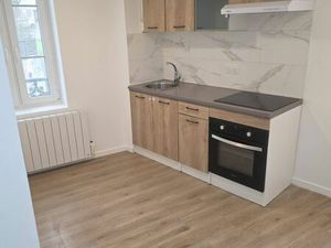 Location T4 centre ville Tonnerre