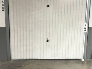 Garage/BOX Evry Courcouronnes face à agora gare evry 2