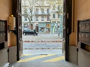 Parking/box 18 m² Lyon