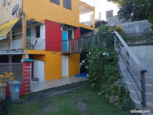 Loue F2 meublé à St Paul  Ste Anne