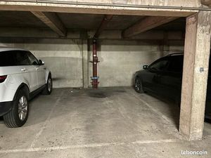 ?️ Place de parking sécurisée – Gare et centre-ville SQY / Guyancourt