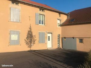 Loue a saulx tres belle maison de village de 150 m2