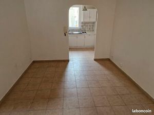 Location studio les arcs sur argens