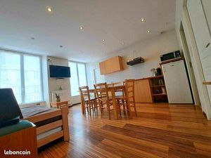 T2bis 480 charges comprises ( Chauffage  eau ainsi que les communs)