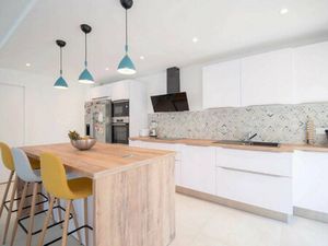 GRAND 4 PIECES SUD OUEST TERRASSE PARKING