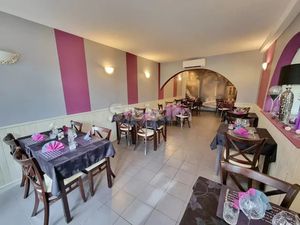 Vente locaux professionnels 175.6 m² à Clamecy (58500)  86 900 €