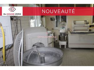 Vente locaux professionnels 210 m² à Roumazières-Loubert (16270)  82 000 €