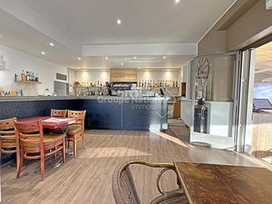 Vente locaux professionnels 300 m² à Saint-Jean-du-Gard (30270)  266 500 €