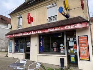 Vente locaux professionnels à Luzancy (77138)  191 000 €