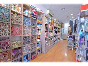 Vente locaux professionnels à La Tour-du-Pin (38110)  74 000 €