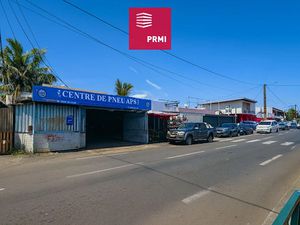 Vente locaux professionnels 240 m² à Sainte Suzanne (97441)  441 000 €