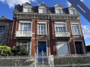 Belle maison de maître dans le centre ville