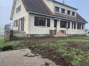 Vente Maison à Bressuire (79300) : à vendre / 213m² Bressuire