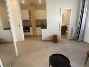 LOCATION STUDIO MEUBLE